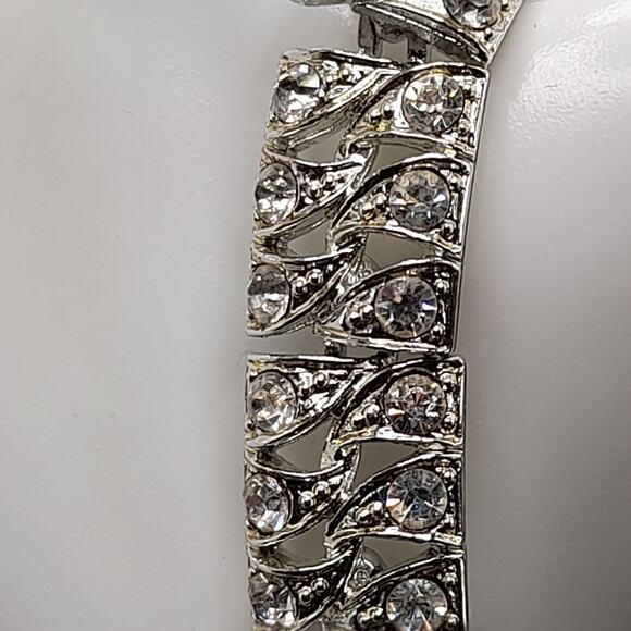 Vintage Clear Rhinestone Bracelet Silver Tone Link Design 1950s 7.25 Inch - Picture 4 of 10